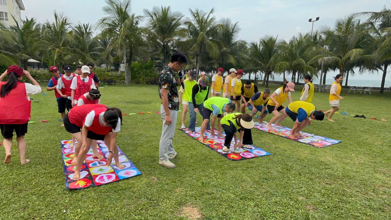 Z6906187088235 F3234a4991704f805563b659fec56d04